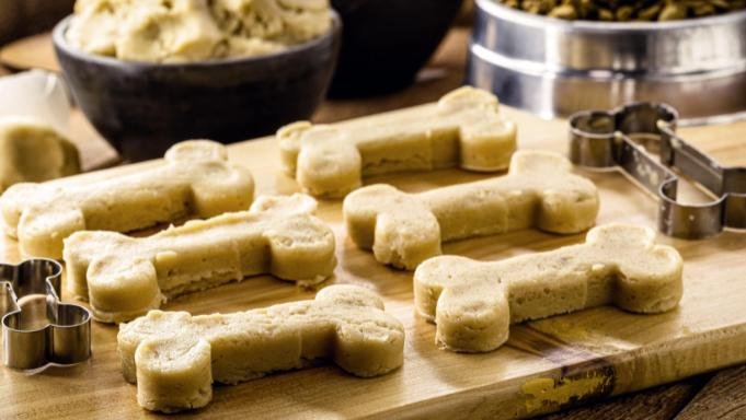 4-Ingredient Crunchy Dog Treats